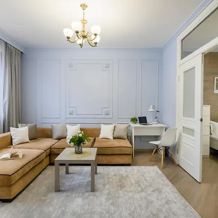 Французский Круассан, А Не Квартира Almaty Exterior photo